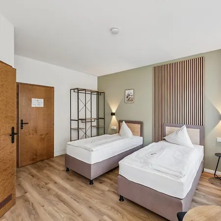 Neu Apart-Hotel Kraut 24-7 Check In Naehe Messe-Airport 3*