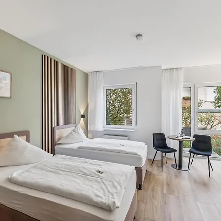 Hotel Neu Apart-Hotel Kraut 24-7 Check In Naehe Messe-Airport 3*