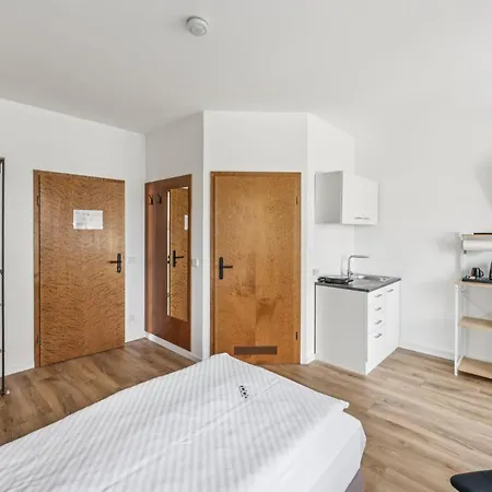 Neu Apart-Hotel Kraut 24-7 Check In Naehe Messe-Airport 3*