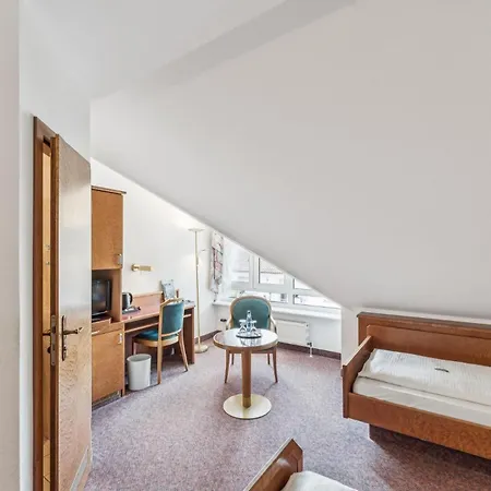 Hotel Neu Apart-Hotel Kraut 24-7 Check In Naehe Messe-Airport