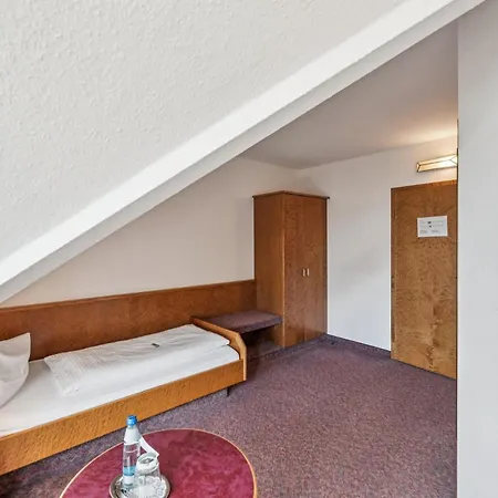 Hotel Neu Apart-Hotel Kraut 24-7 Check In Naehe Messe-Airport 3*