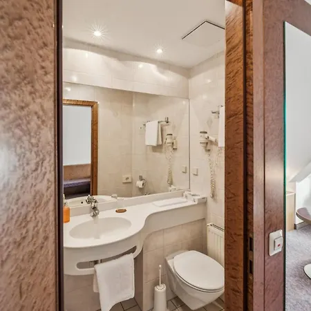 Neu Apart-Hotel Kraut 24-7 Check In Naehe Messe-Airport 3*